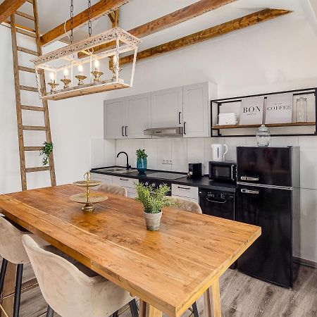 Fabelhafte Apartments Zum Wohlfuehlen Mit Junik Apartments ドゥイスブルグ エクステリア 写真