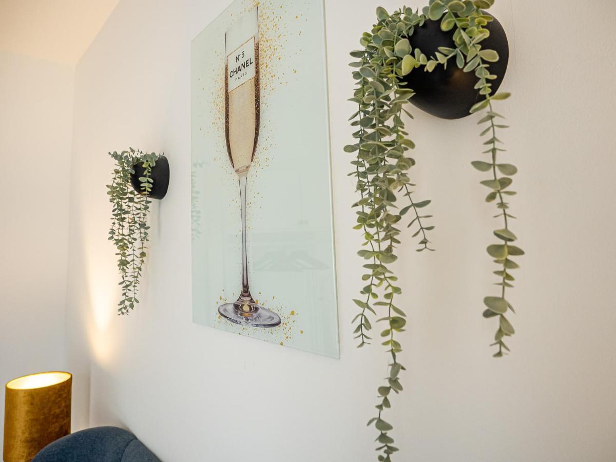 Fabelhafte Apartments Zum Wohlfuehlen Mit Junik Apartments ドゥイスブルグ エクステリア 写真